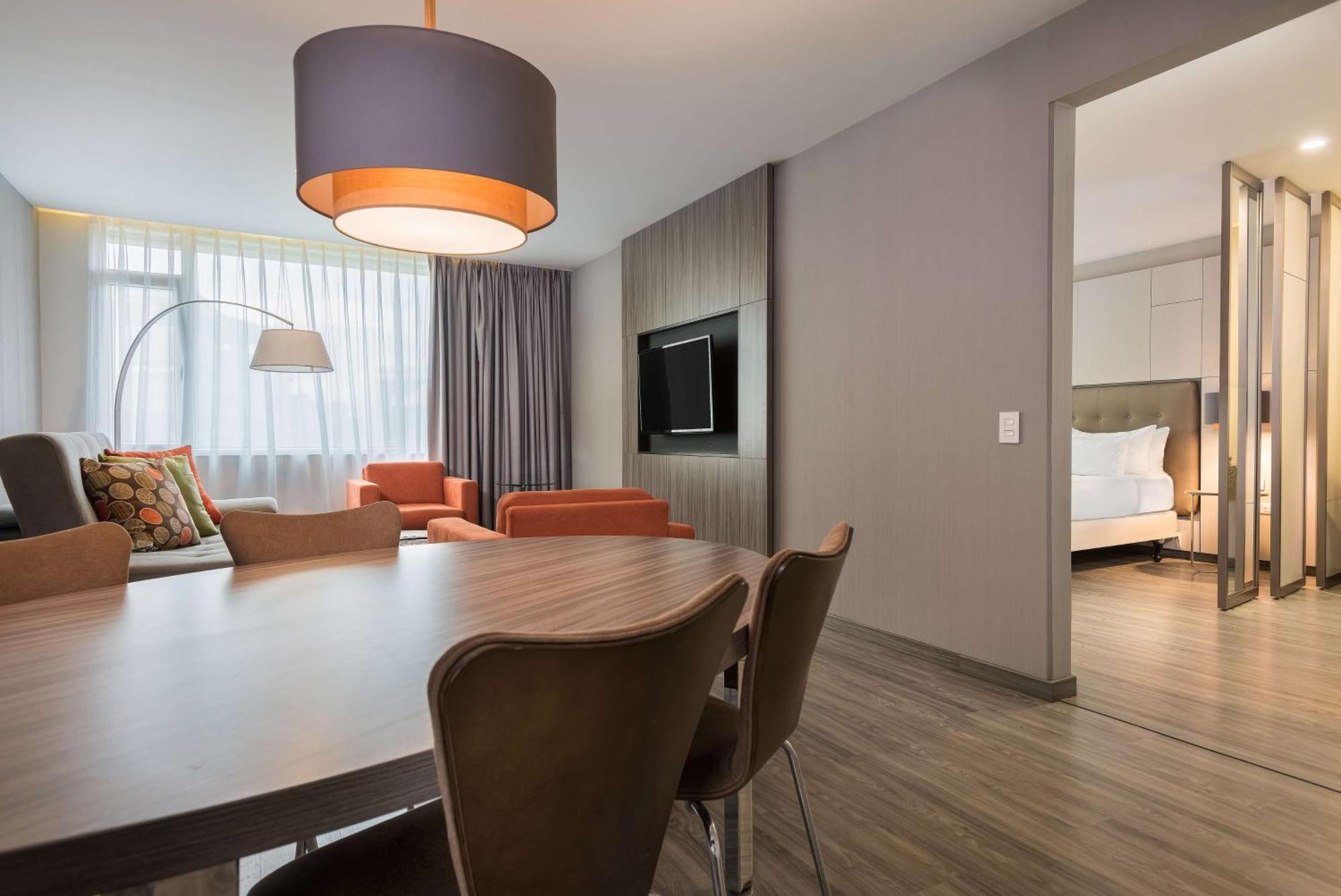 Отель Nh Collection Medellin Royal Экстерьер фото