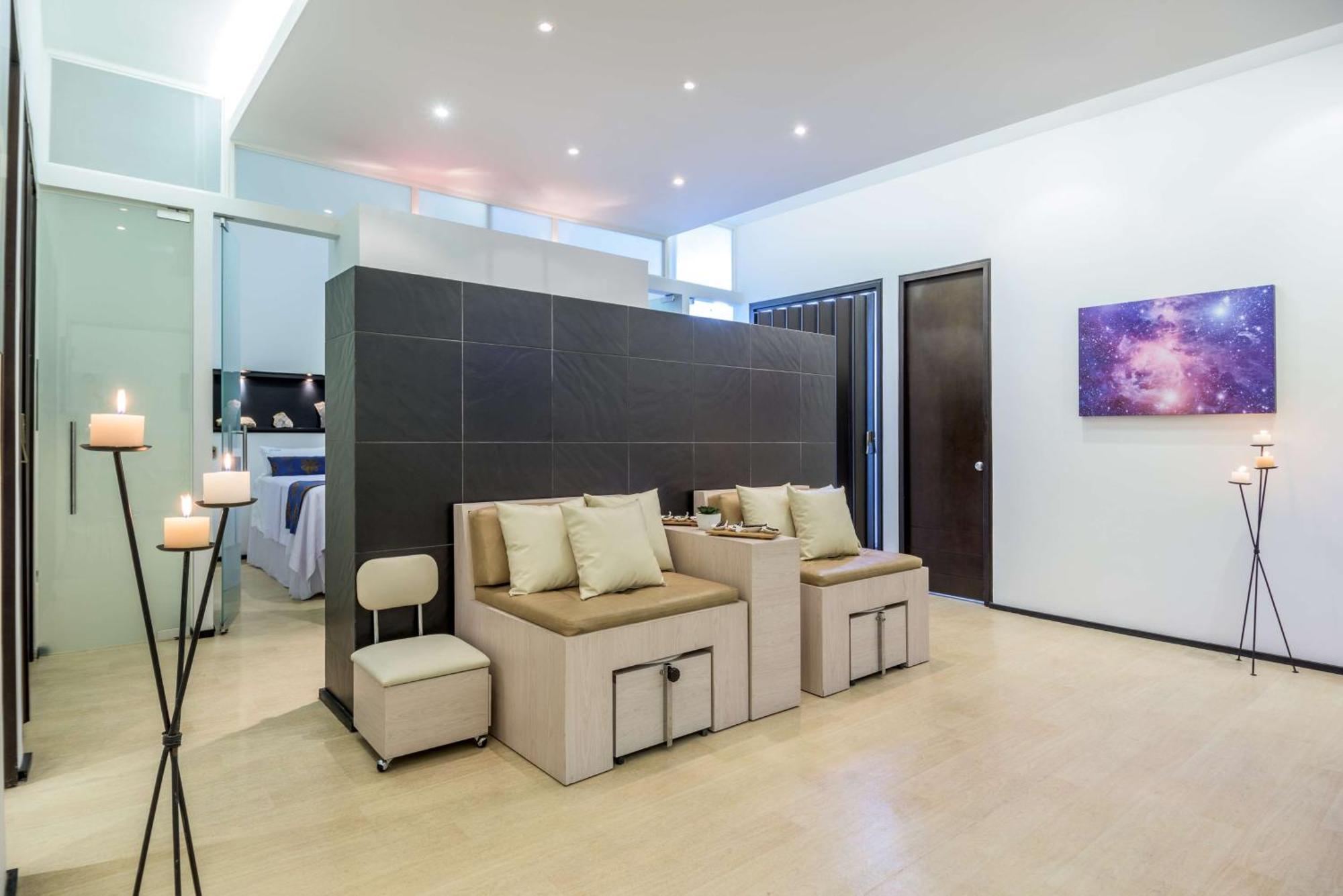 Отель Nh Collection Medellin Royal Экстерьер фото